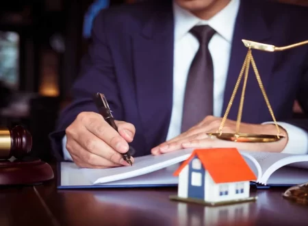 Real Estate Lawyer