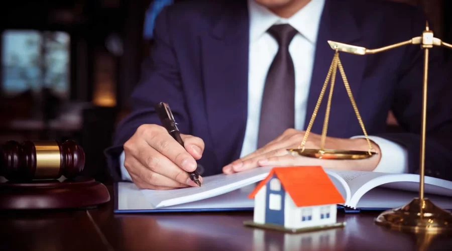 Real Estate Lawyer